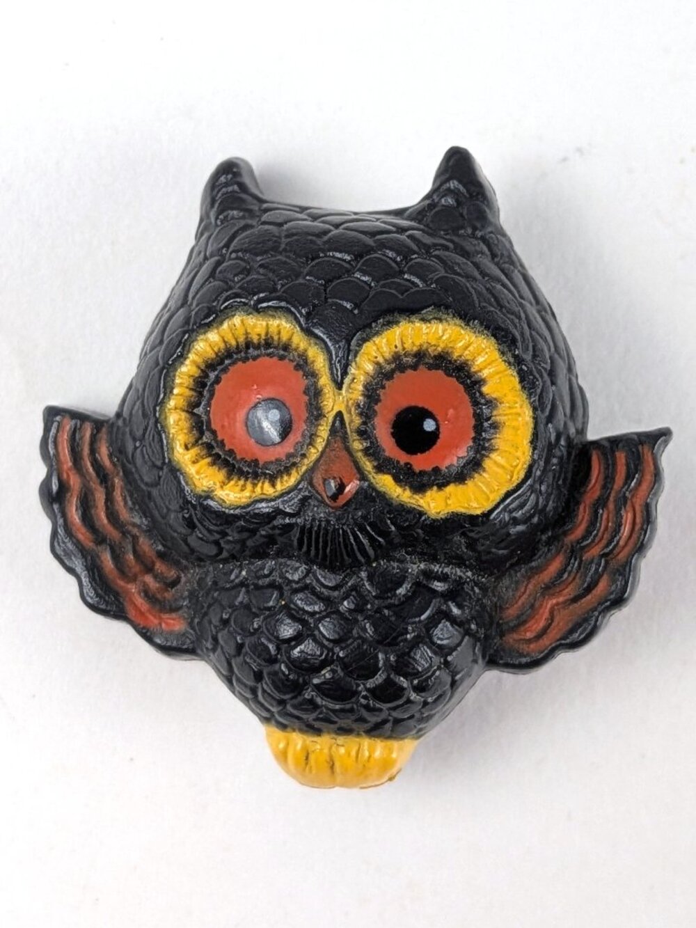 Vintage 70s Hallmark Hoot Wise Ole Owl Halloween Pin